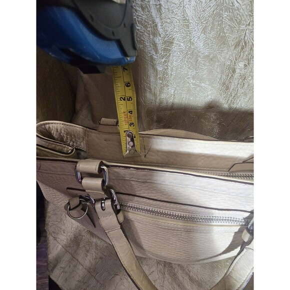 Vintage Coach Legacy Pebbled Leather Tote – Style L043-5056 – Creamy Buttery Tan - Picture 8 of 16